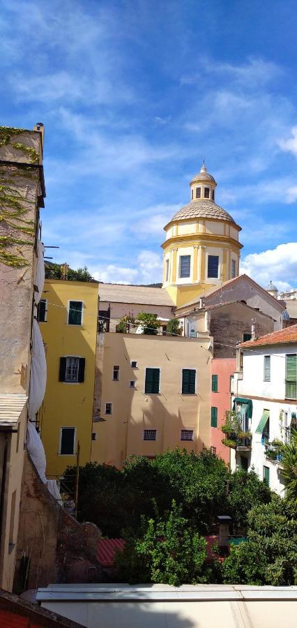 Casa Mariuccia A Due Passi Dal Mare Apartamento Finale Ligure Exterior foto